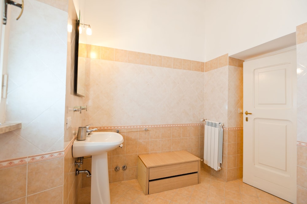 Rome Services Porta Castello 27/44