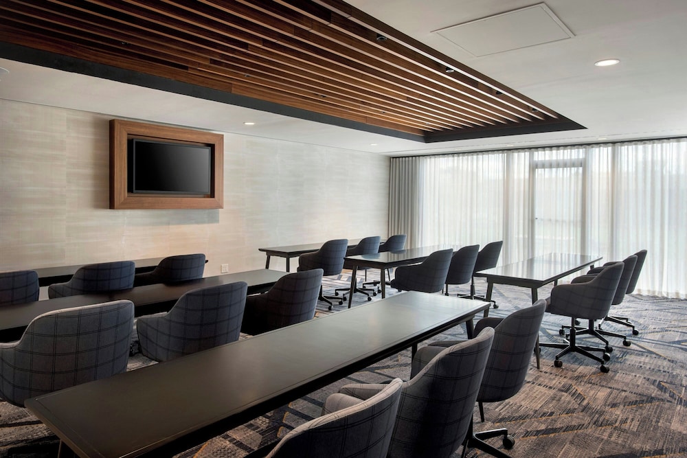Marriott Springfield Downtown 57/61