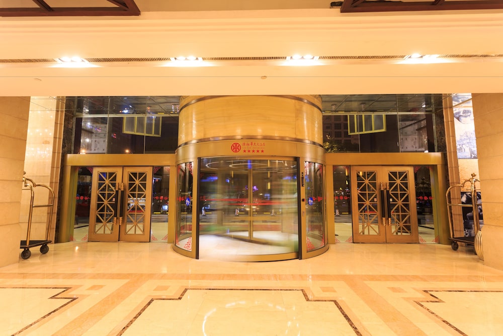 Changsha Xiaoxiang Huatian Hotel 3/54