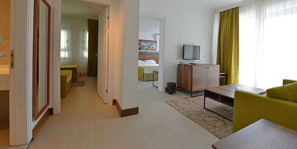 Bitez Garden Life Hotel and Suites 36/43