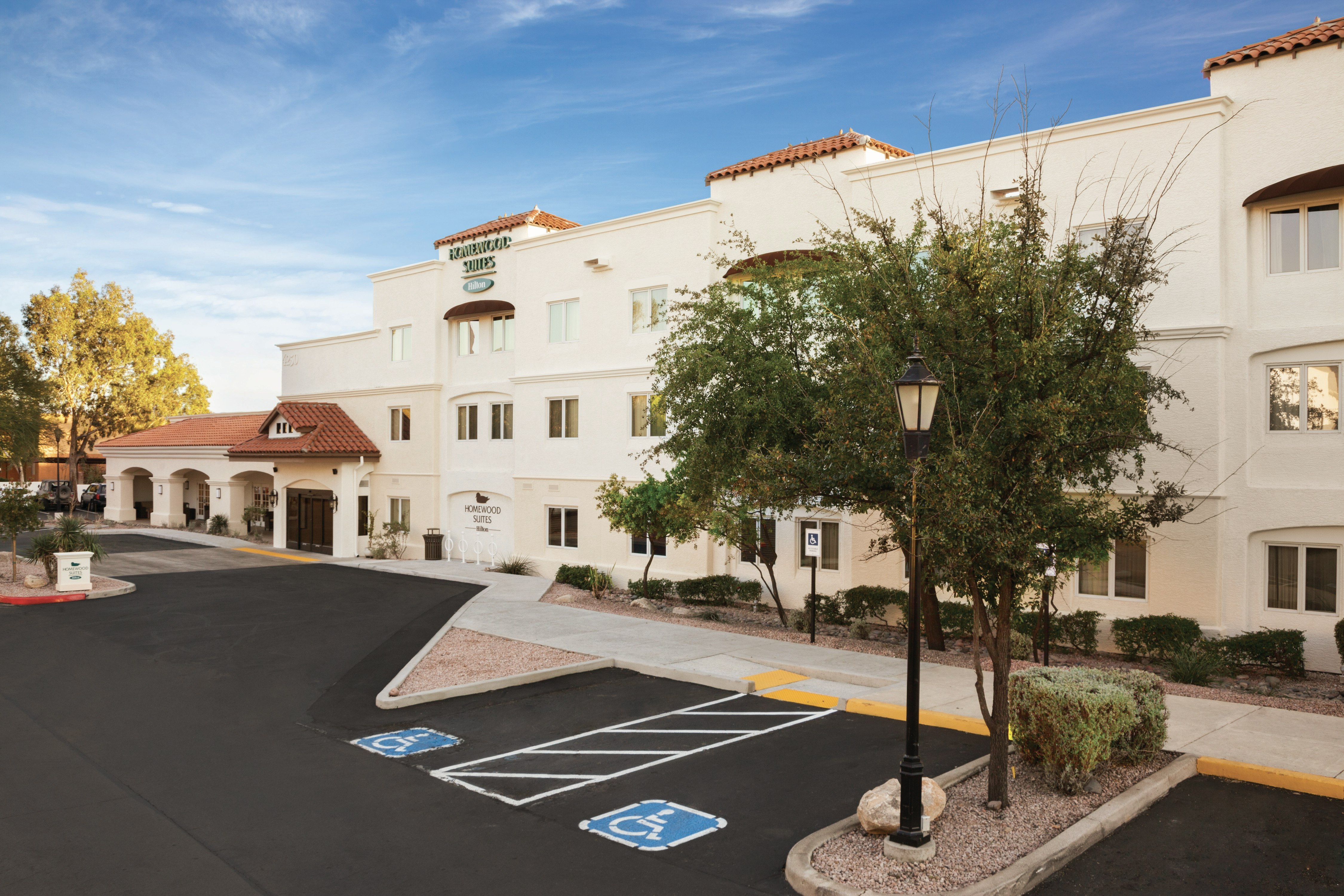 Homewood Suites by Hilton Tucson/St. Philip s Plaza Univ 45/48