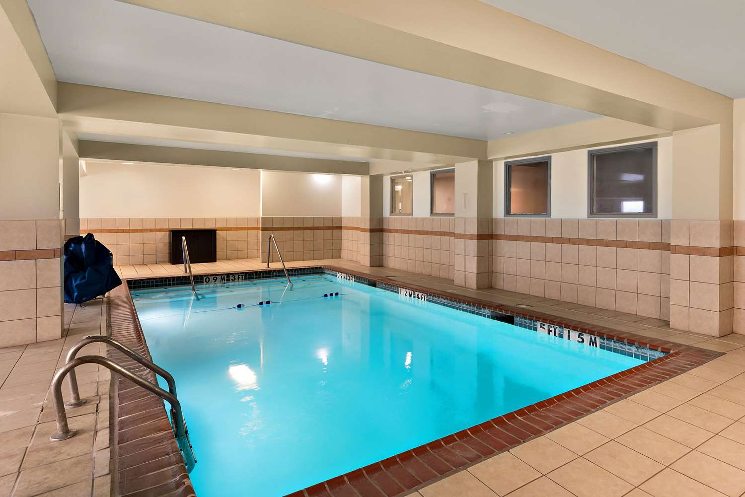 Quality Inn Memphis Northeast Near I-40 16/22