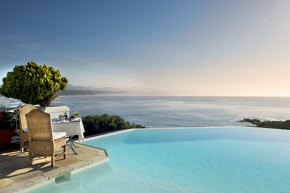The Plettenberg 21/85