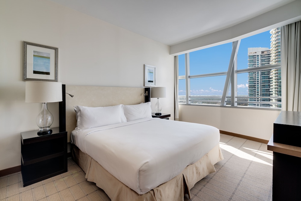 Hotel AKA Brickell 18/50