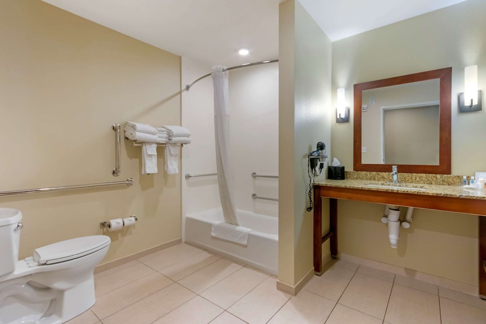 Comfort Suites Billings, MT 12/41