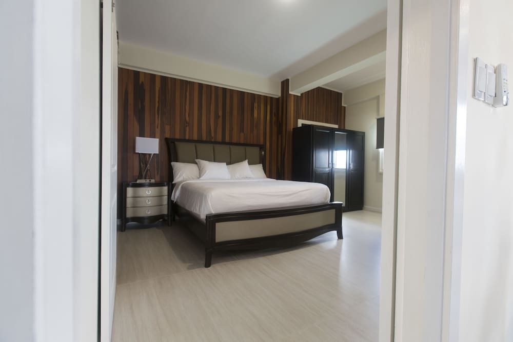 King's Hotel & Residences 13/33