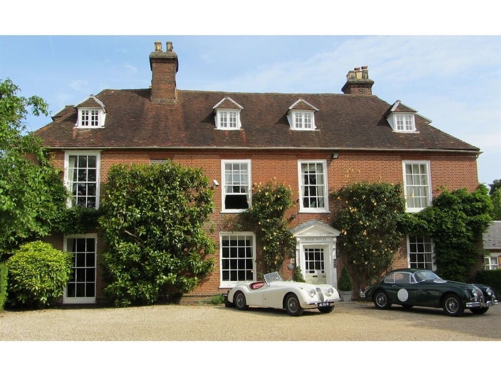 Hook House Hotel 4/49