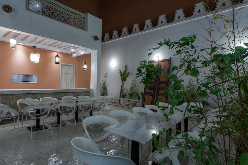 Bck Art Riad 31/43