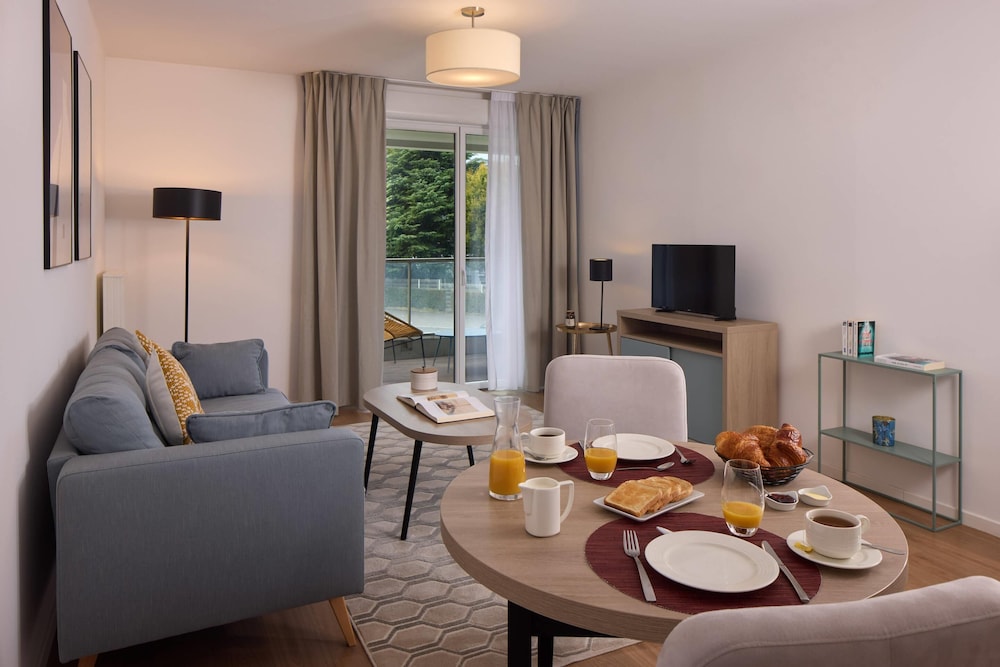 Quality Aparthotel Massy Palaiseau 20/28
