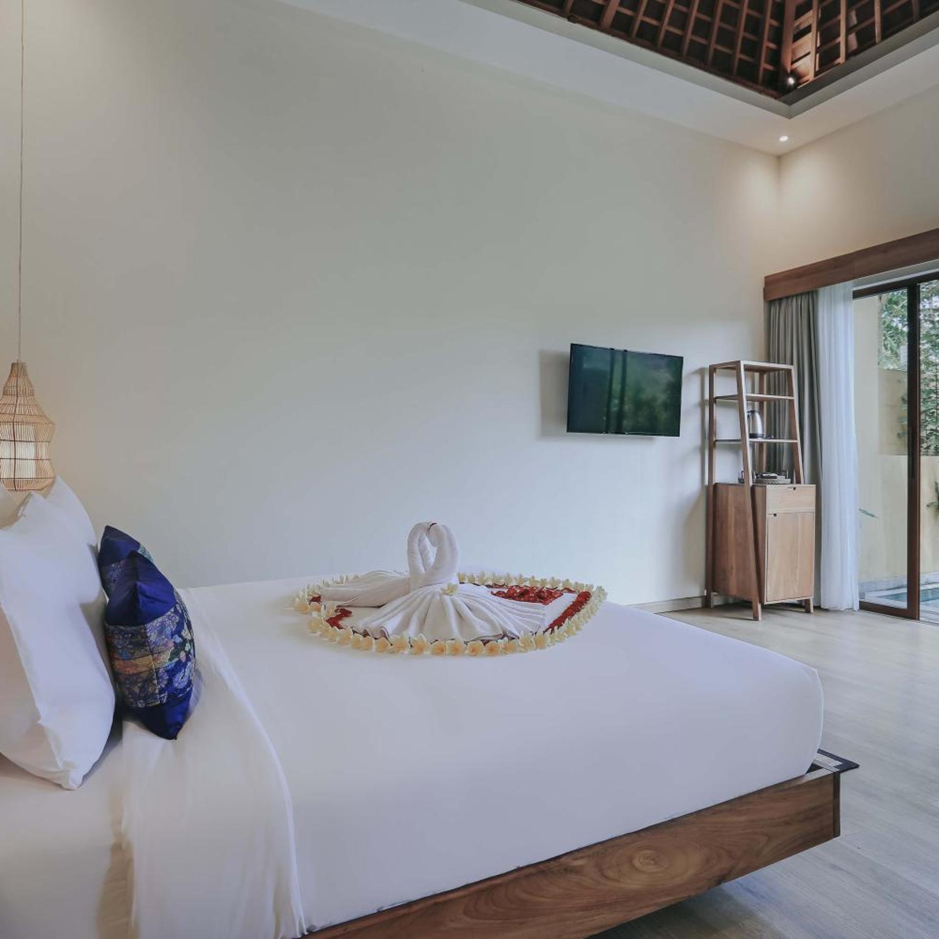 1 Bedroom, Villa, King Bed, Waterfall View, Private Pool