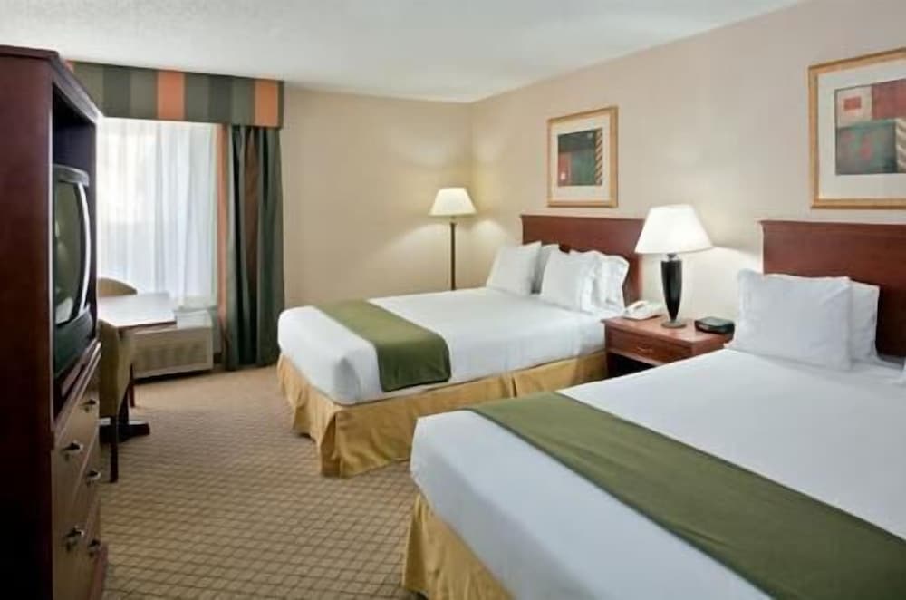 Days Inn by Wyndham Dodge City 21/56