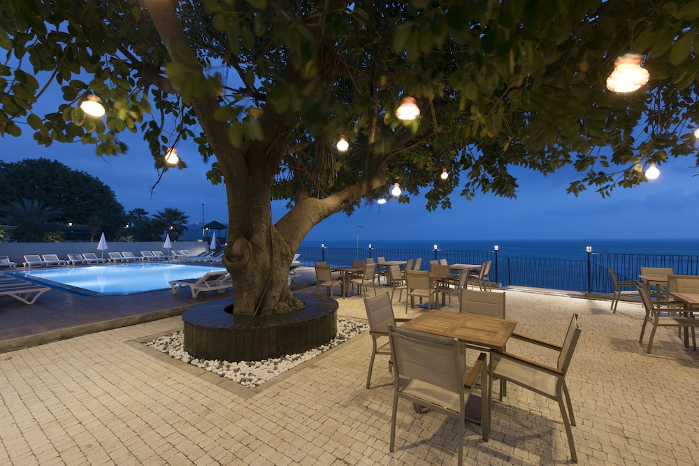 Floria Beach Hotel 18/21