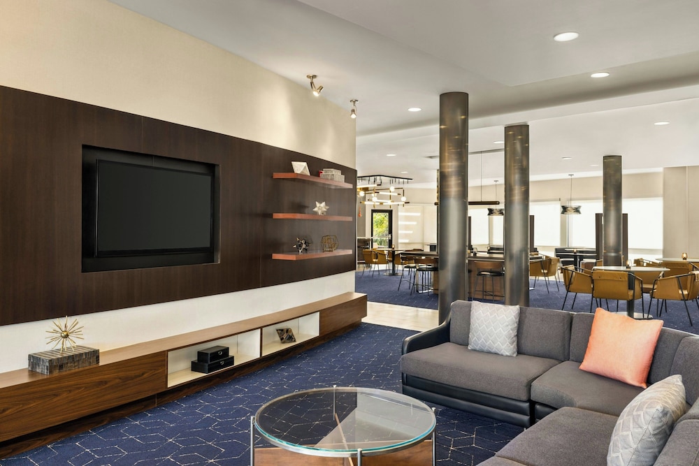 Courtyard Mt Holly Westampton 30/49