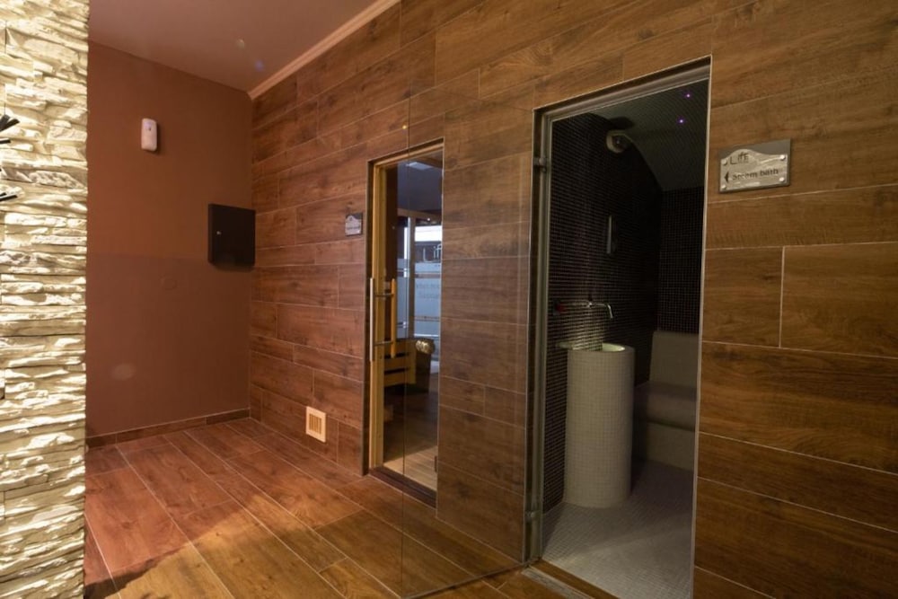Boutique Hotel Life 25/50