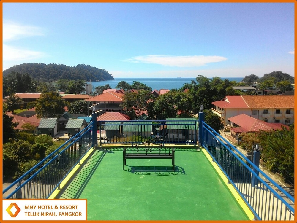 Mny Hotel & Resort 45/47