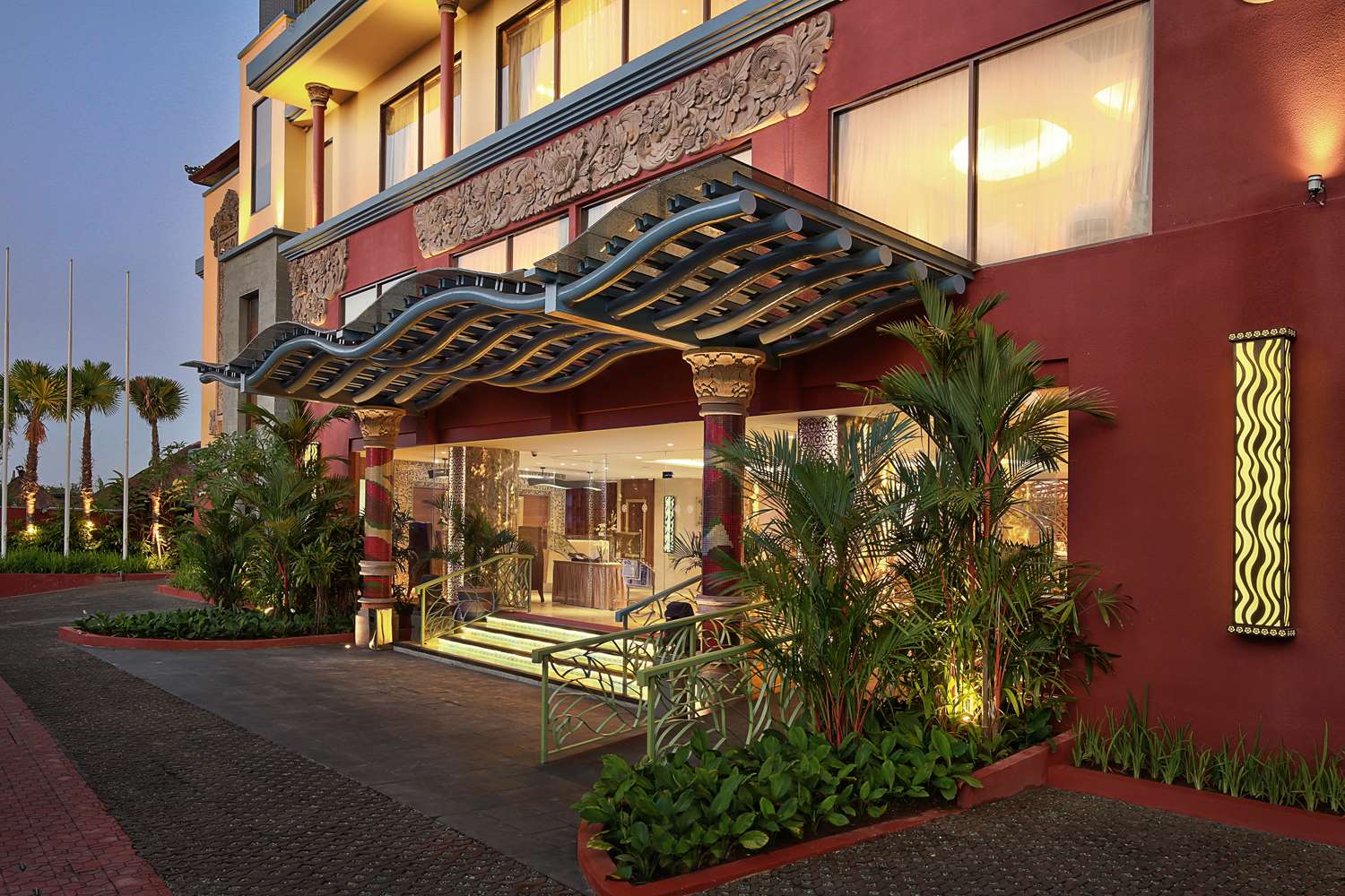 SenS Hotel and Spa 8/40