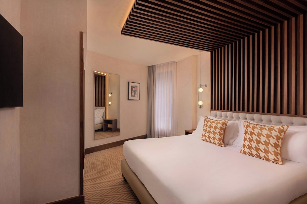 Hotel Ercilla de Bilbao, Autograph Collection 12/50