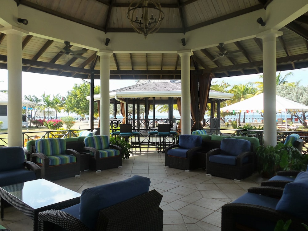 Coyaba Beach Resort Grenada 40/67
