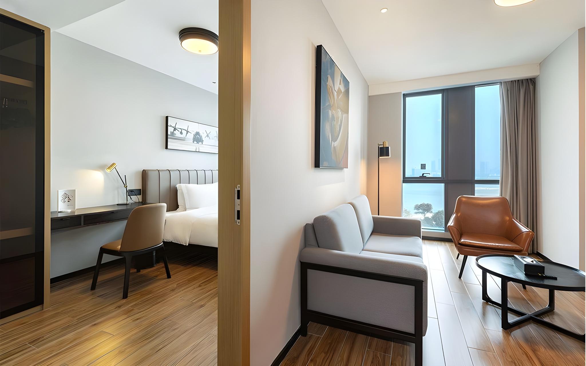 Superior, Suite, Apartment, King Bed