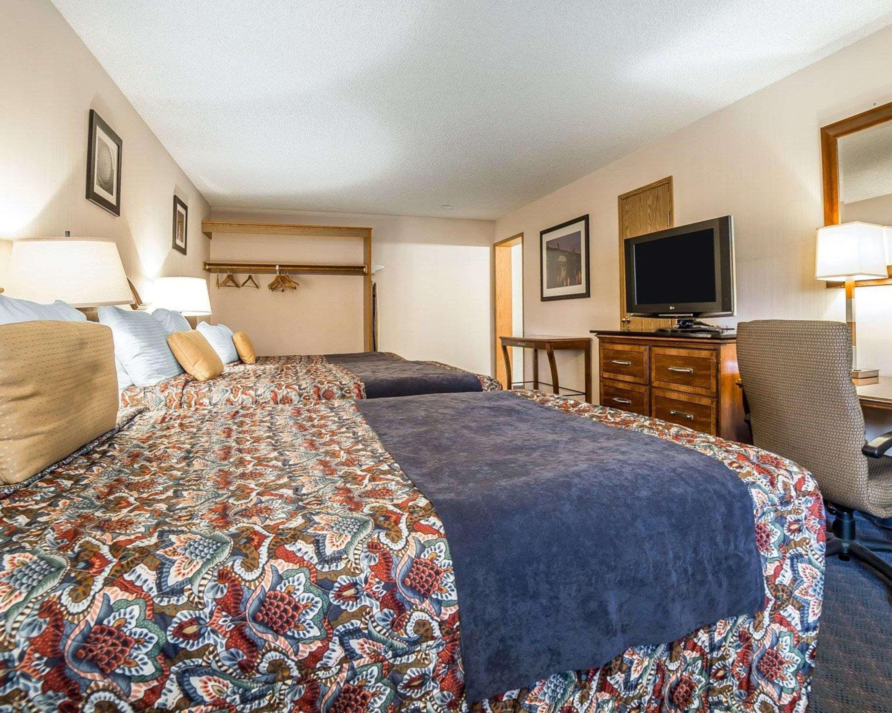 Room, Double Bed, Rodeway Inn Baker City 5/5