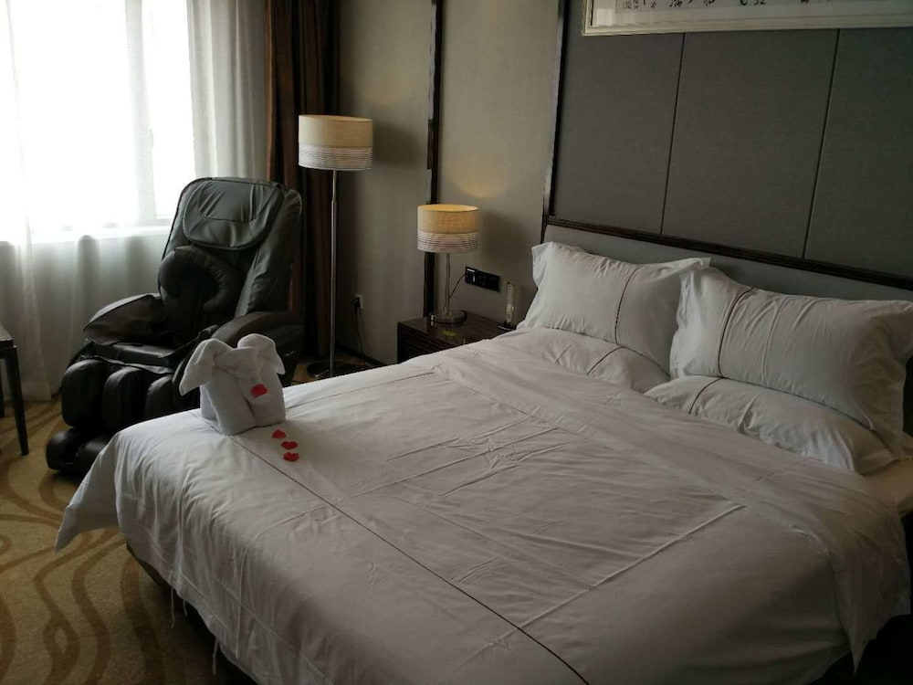 Luoyang Yihe Hotel 6/17