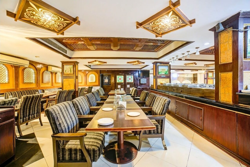 Hotel Anmol Continental 23/27