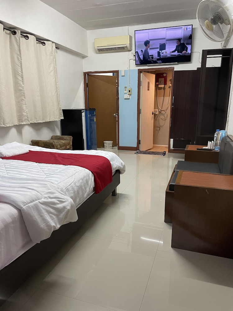 Gedkanok Apartment 16/64