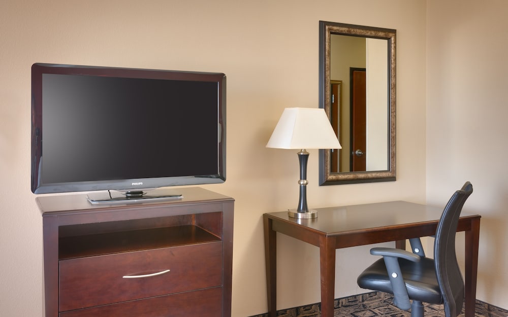 Holiday Inn Hotel & Suites Salt Lake City-Airport West 45/47
