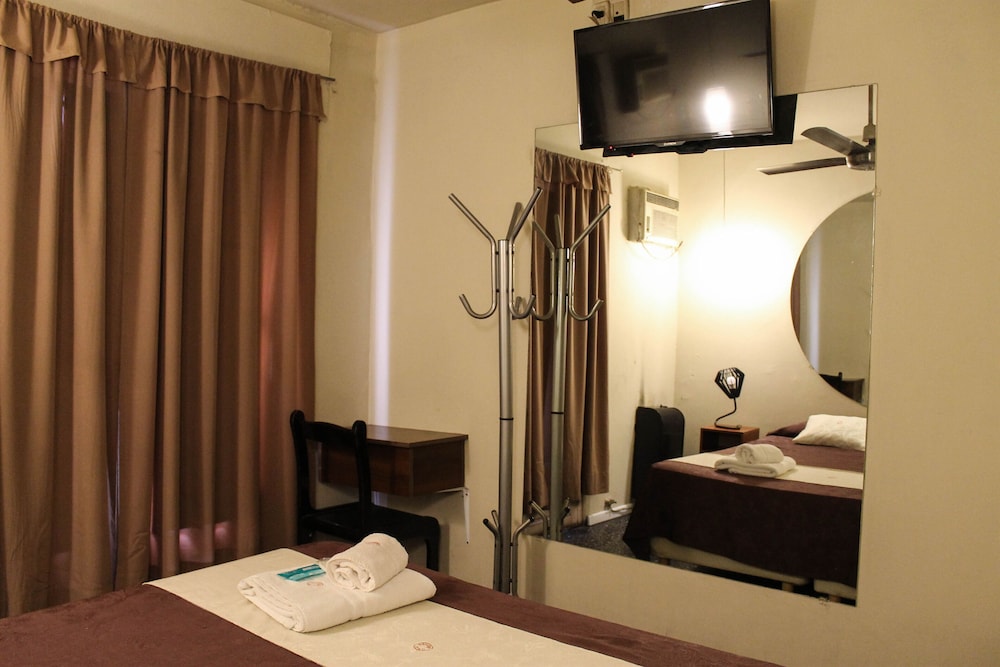 Casi Guemes Hotel 20/34
