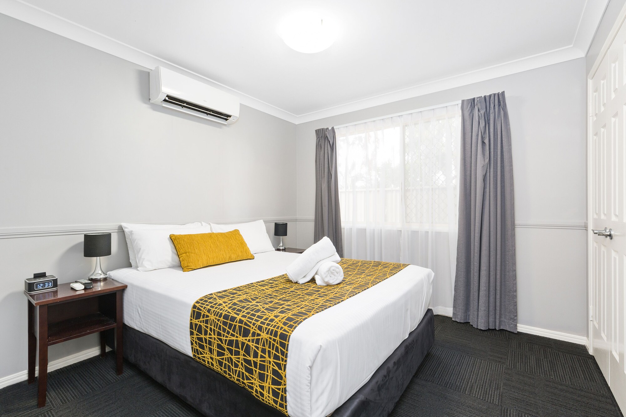 1 BEDROOM, APARTMENT