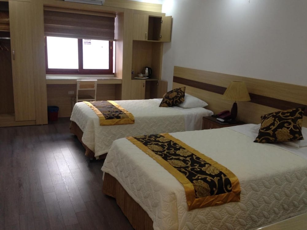 Hacinco Hotel 22/65