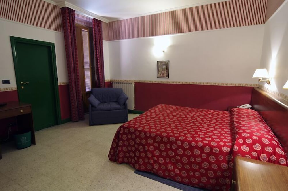 Hotel Iris Crillon 14/50