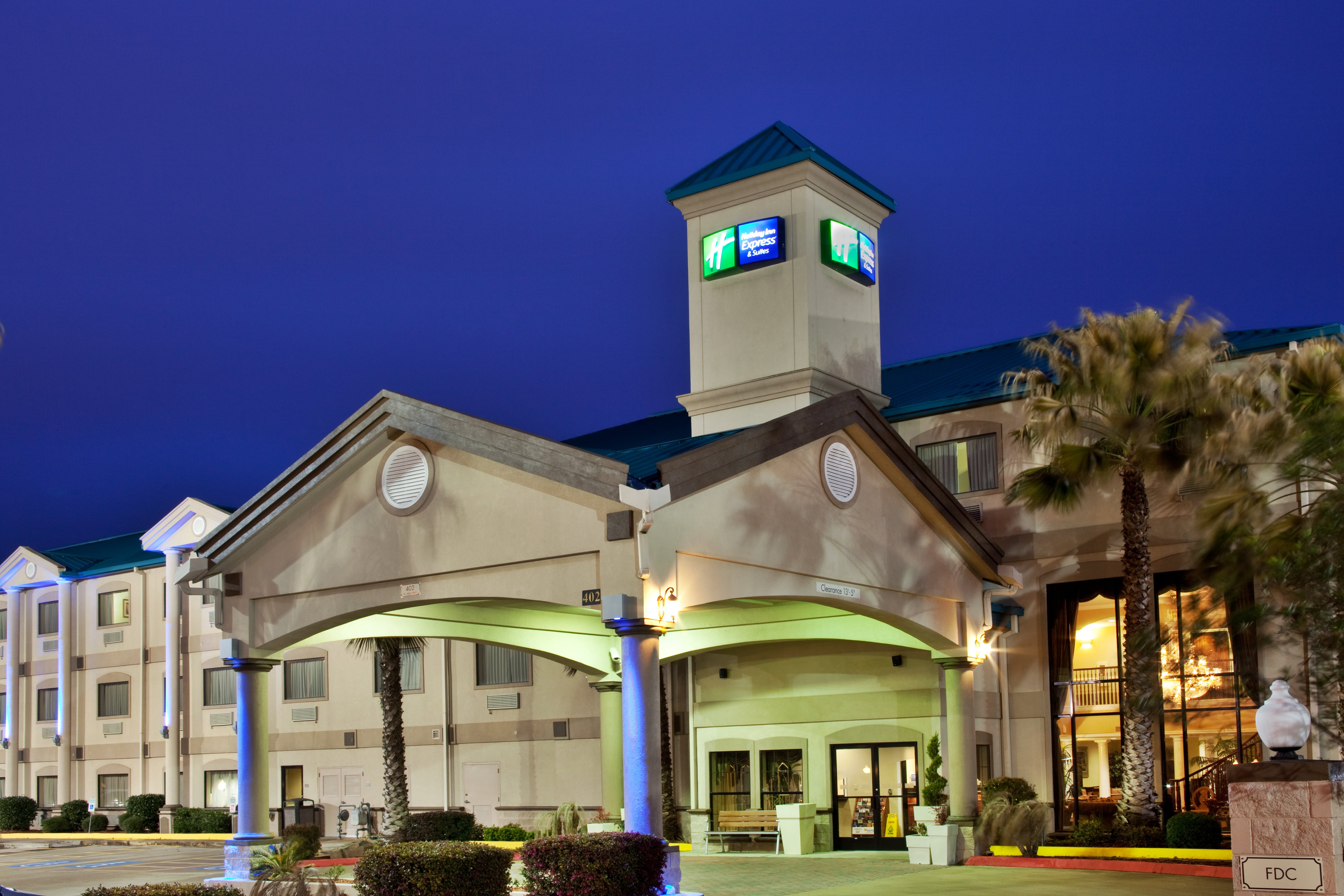 Holiday Inn Express Hotel And Suites Lake Charles 2/58