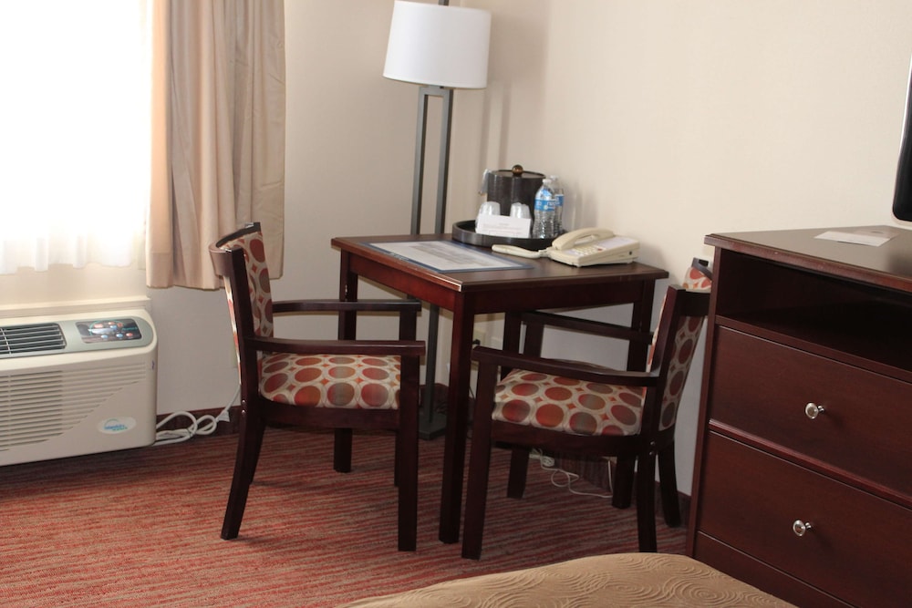 Best Western Plus Concord Inn 57/75