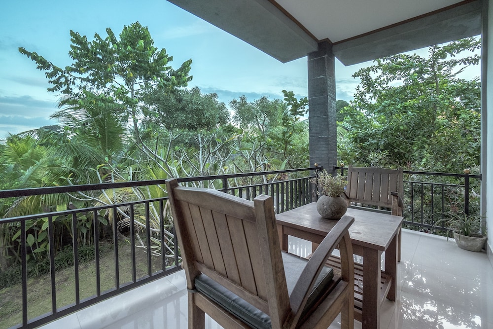 Gita Maha Hotel 32/44