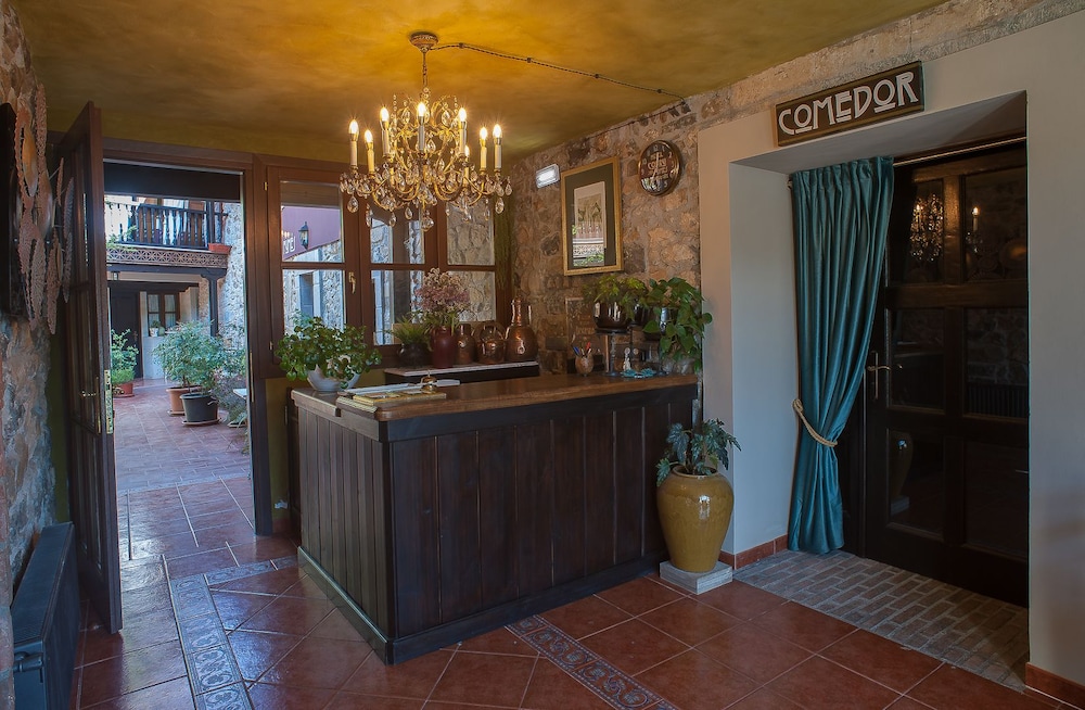 Hotel Corru San Pumés 11/50