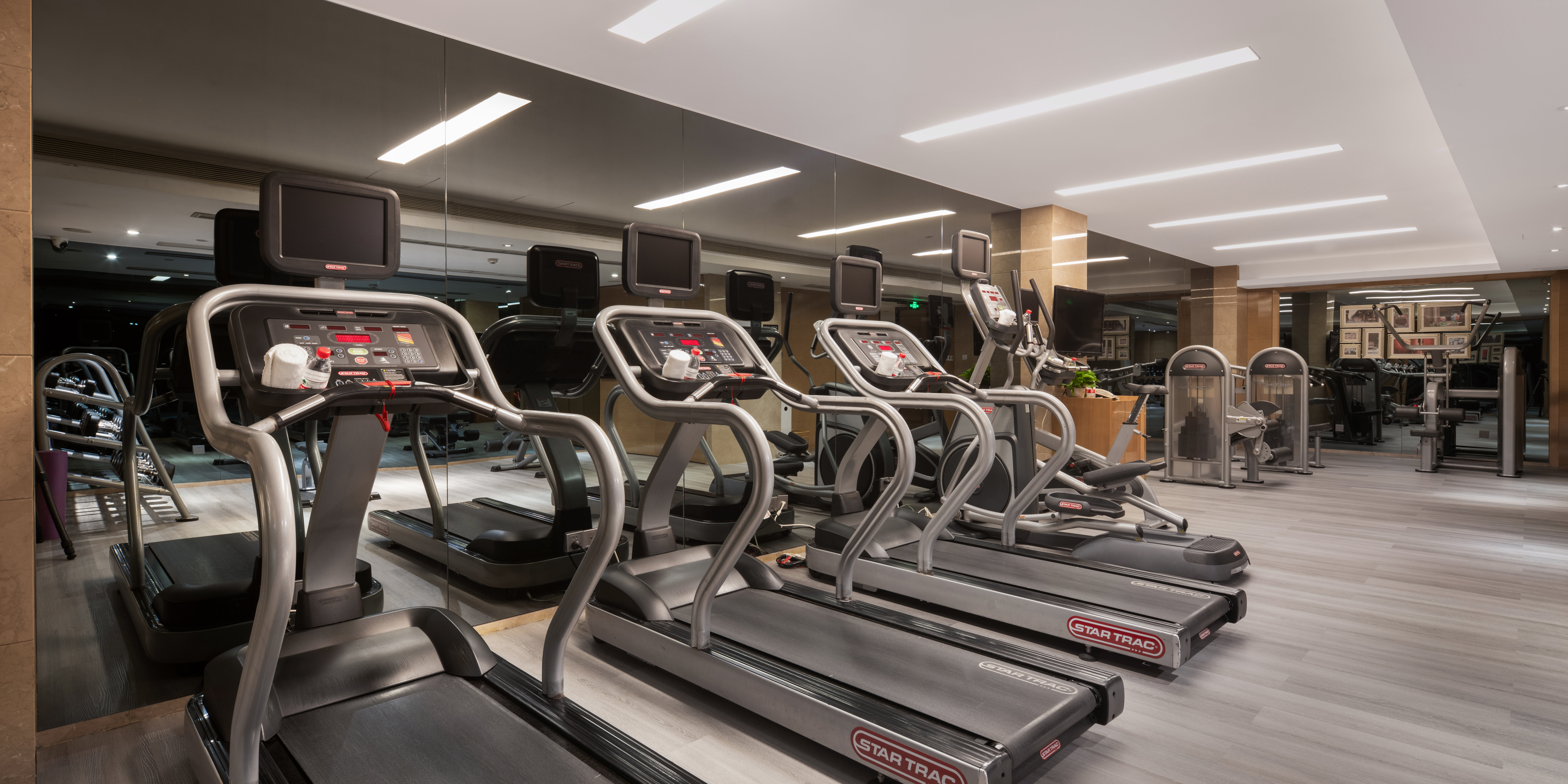 Holiday Inn Chengdu Oriental Plaza 27/50
