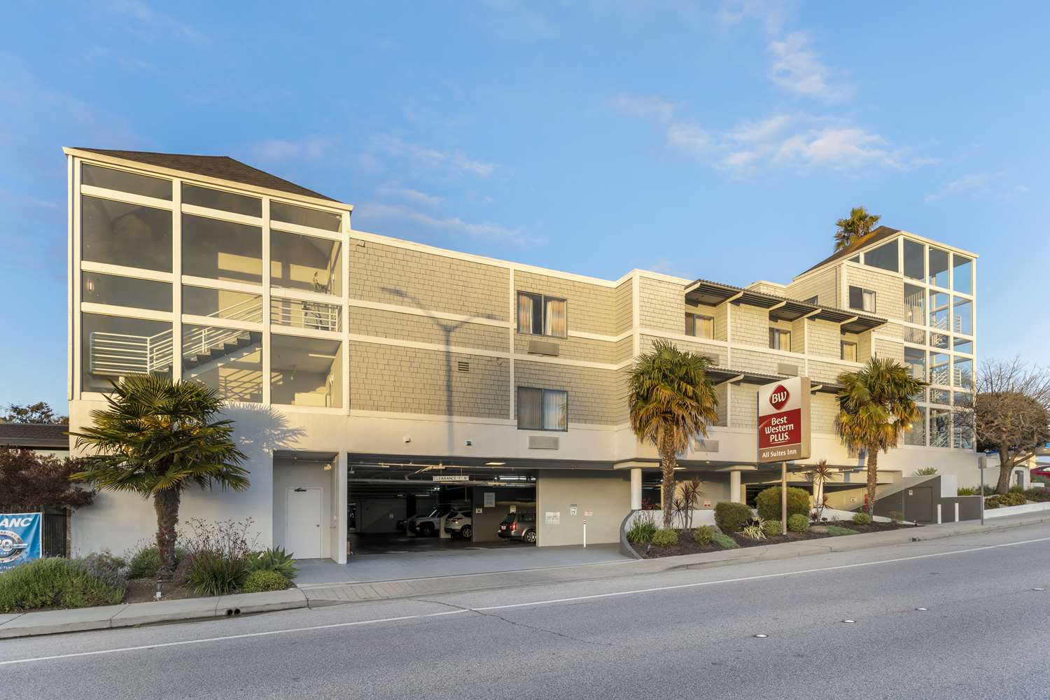 Best Western Plus All Suites Inn 44/47