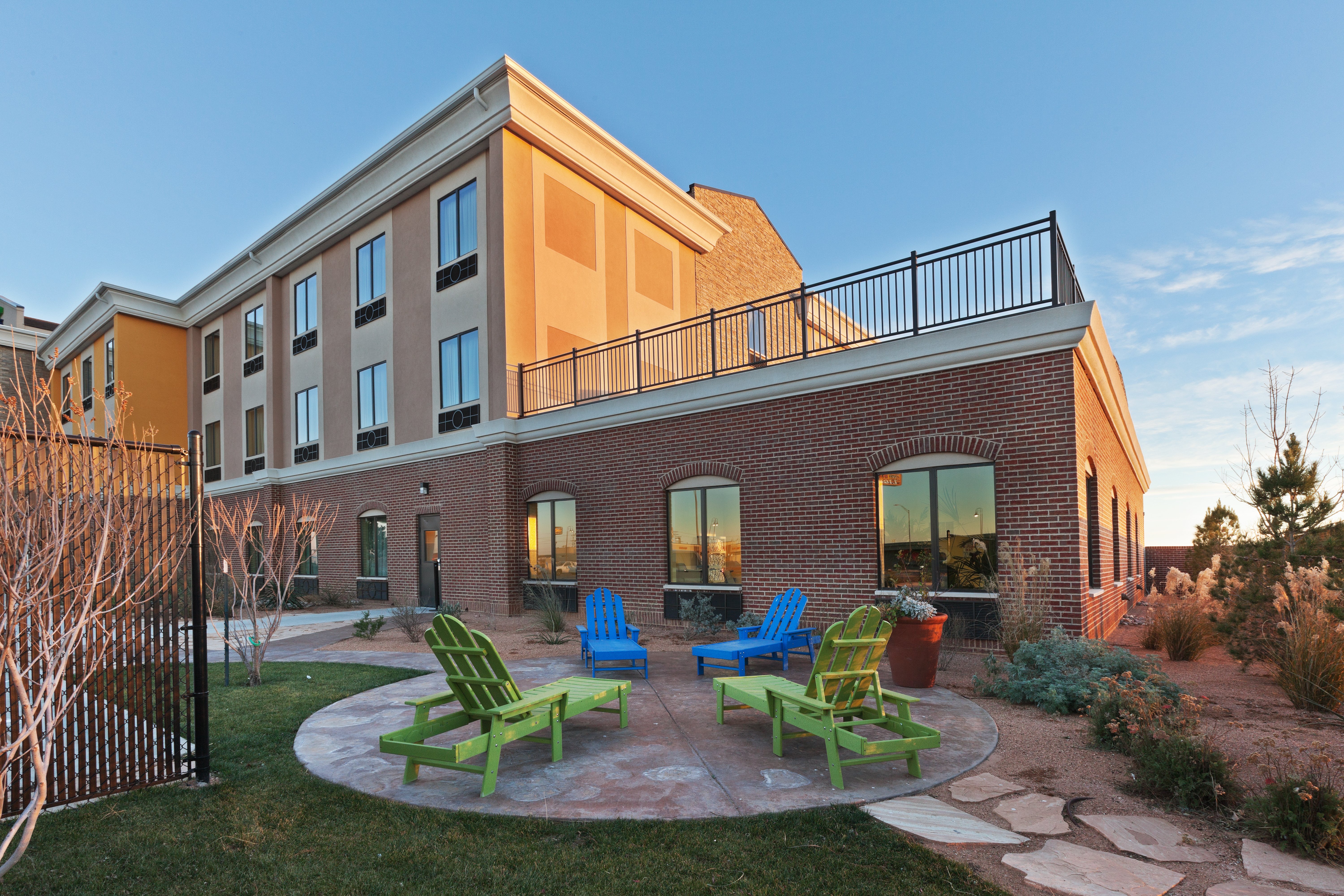 Holiday Inn Express & Suites Lubbock Southwest - Wolfforth 5/50