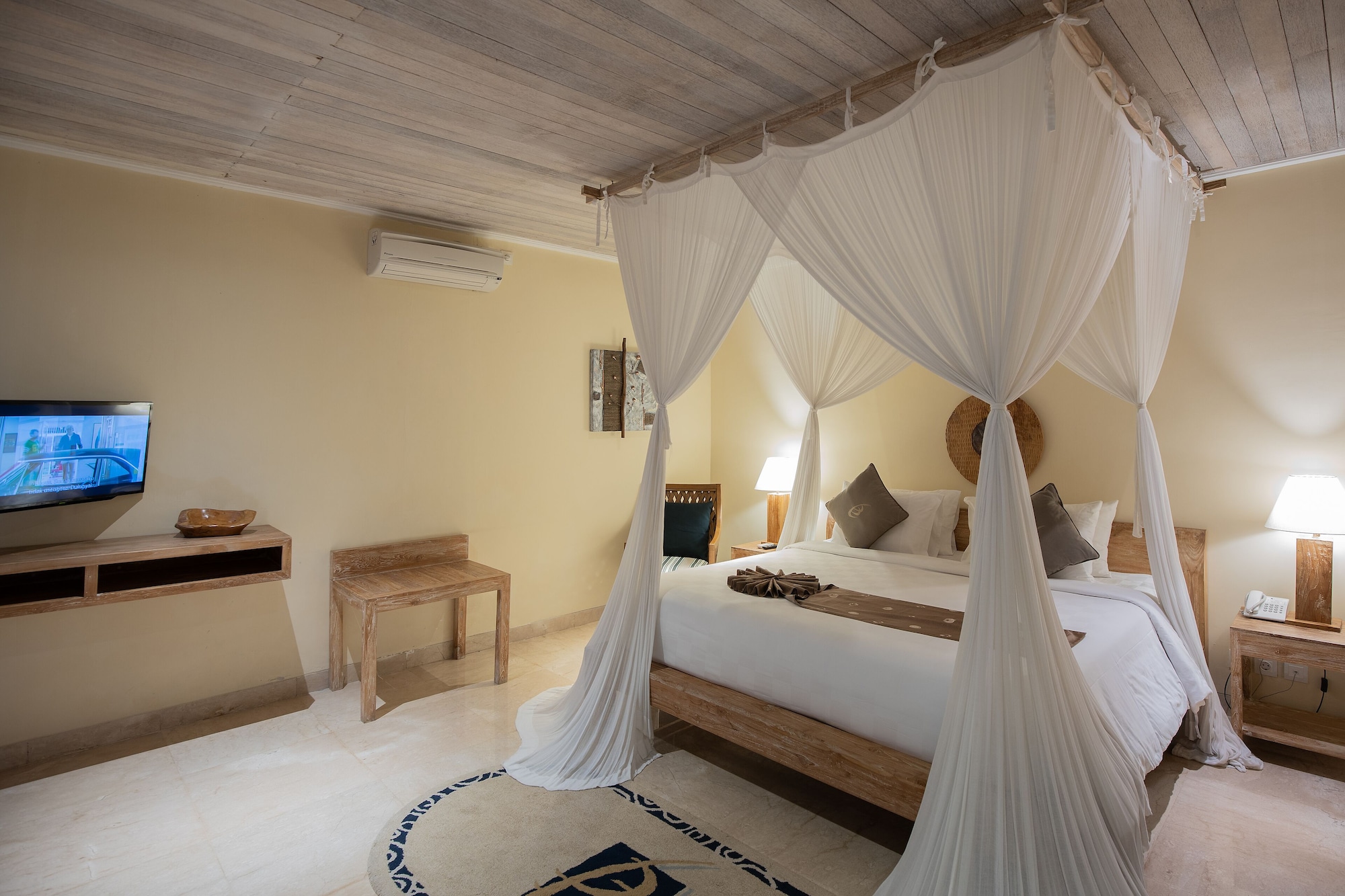 2 BEDROOMS, VILLA, PRIVATE POOL