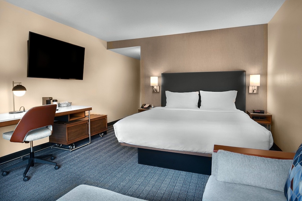 Courtyard By Marriott Winston-Salem Hanes Mall 21/66