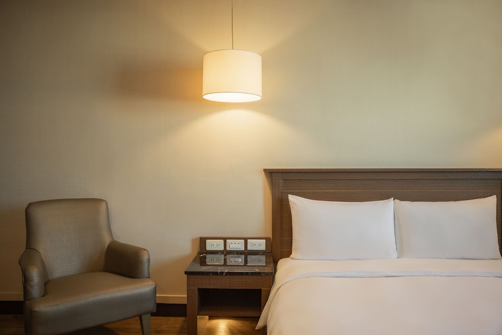 Kindness Hotel Yuanlin 26/50