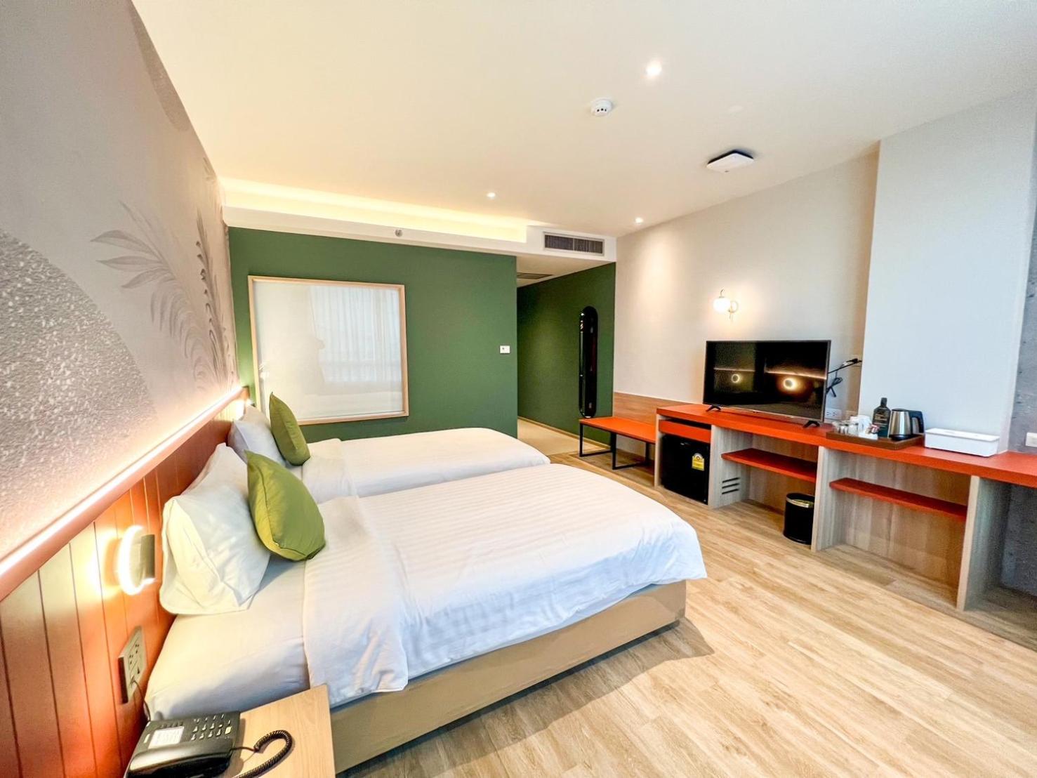 غرفة سوبيريور بسرير مزدوج، Buri Sriphu Hotel 2/7