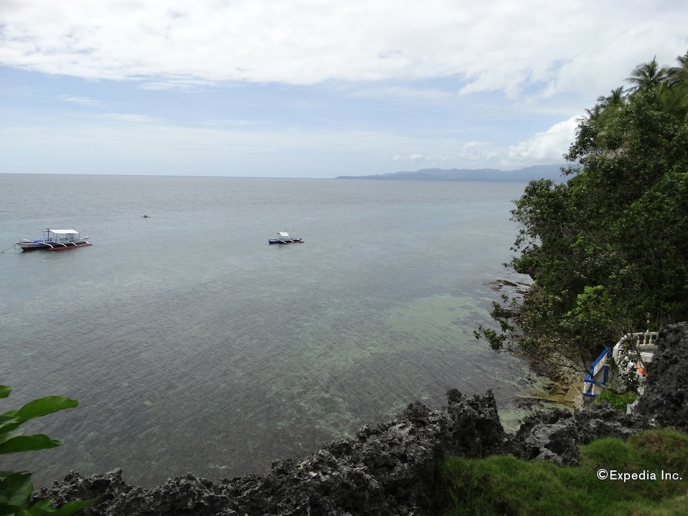 Blue Star Dive And Resort 44/50