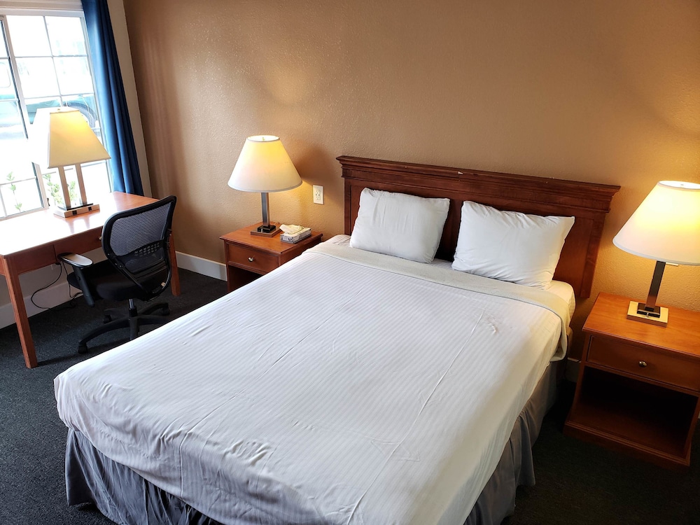Motel6 Santa Cruz, CA 28/56