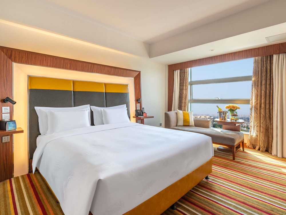 Novotel Zhengzhou Convention Centre 16/49