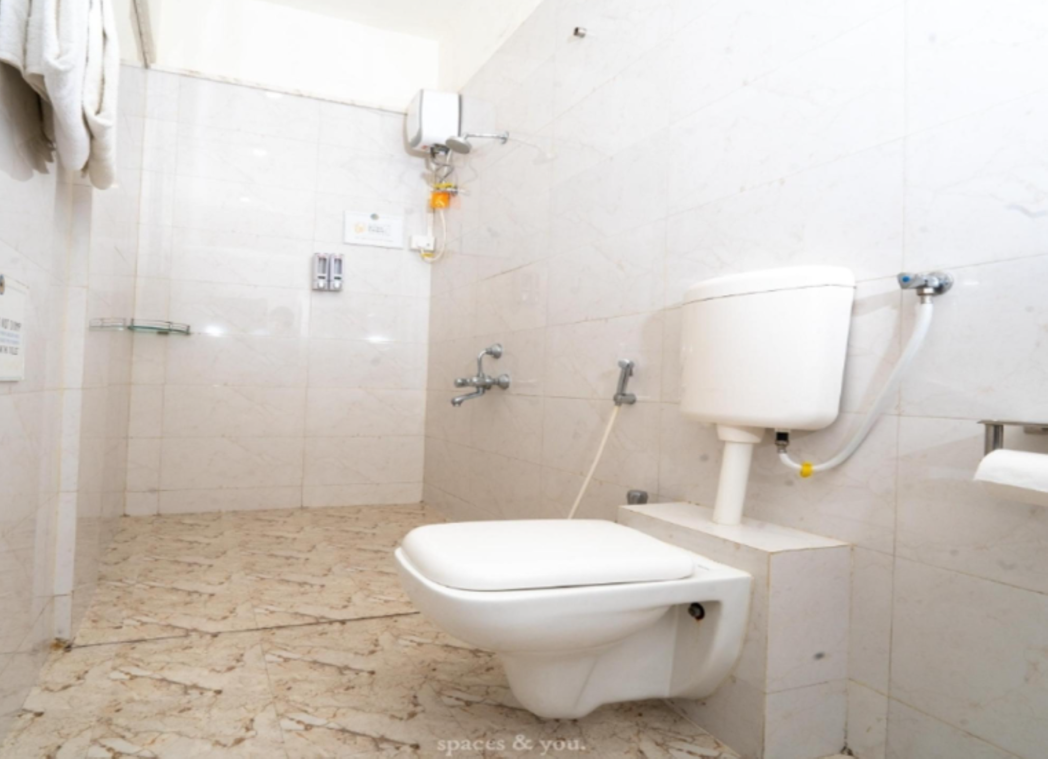 غرفة بريميوم، Locomo Hostel - Mumbai Airport 3/3