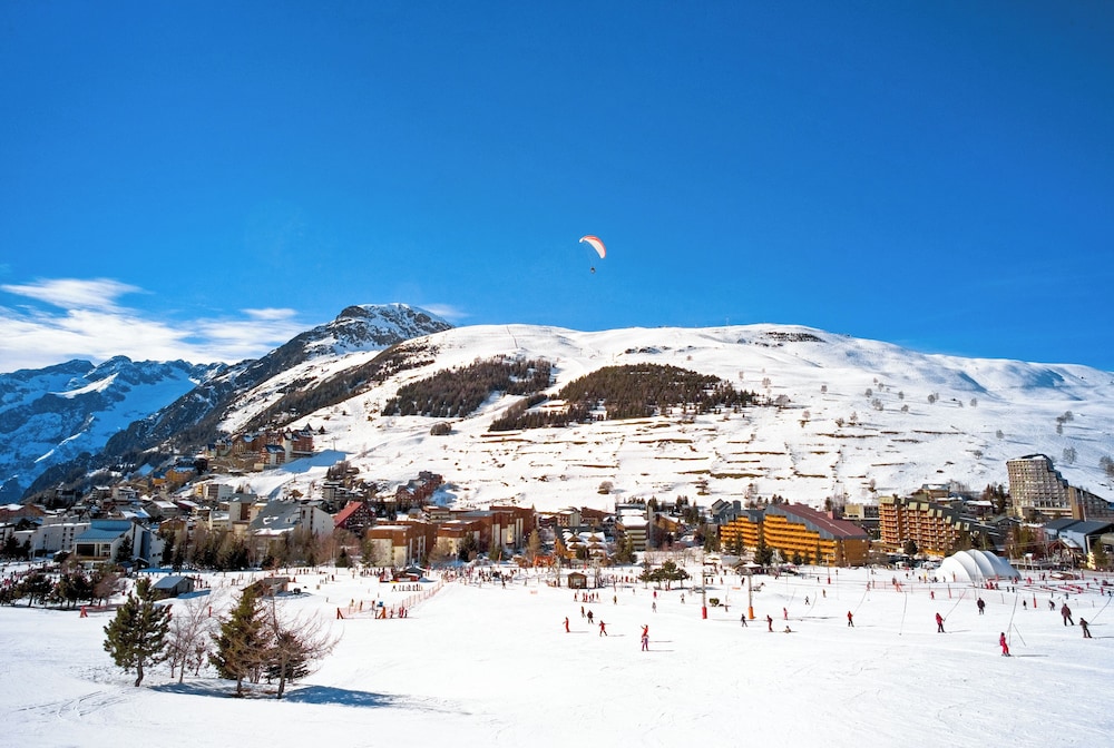 HOTEL CLUB MMV LE PANORAMA 43/50