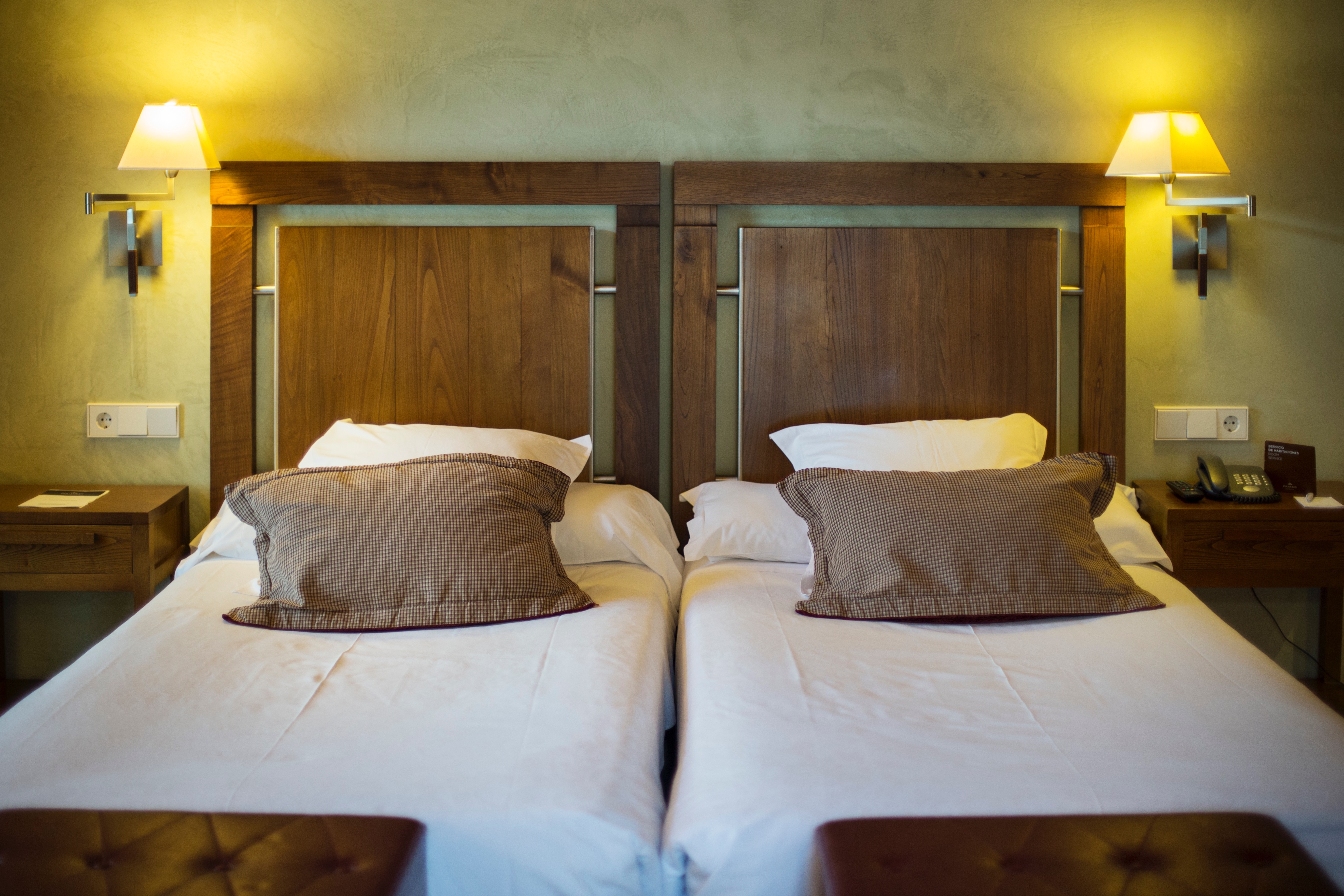 غرفة قياسية بسرير مزدوج، Parador de Santo Estevo 5/10