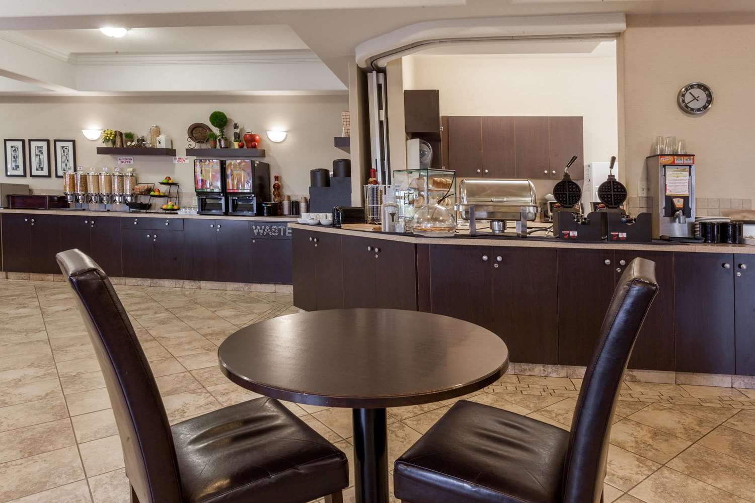 Ramada Westlock 27/37